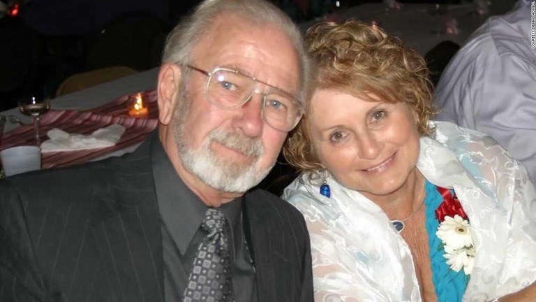 ７０年連れ添った米国の夫婦が新型コロナ感染で死去した/Courtesy Debbie Howell